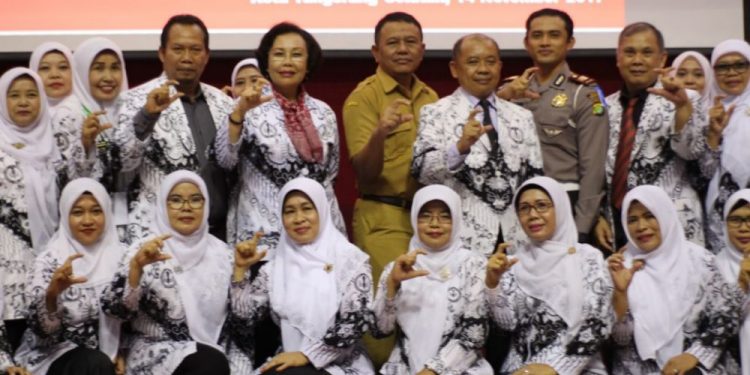 Vaksinasi Bagi Guru dan Dosen Akan Dimulai Besok