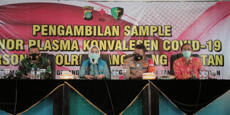 Pemkot Tangsel Terima Donor Plasma dari Polres dan Kodim Tangerang