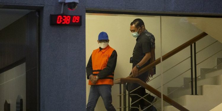 KPK Resmi Tahan Gubernur Sulsel Nurdin Abdullah