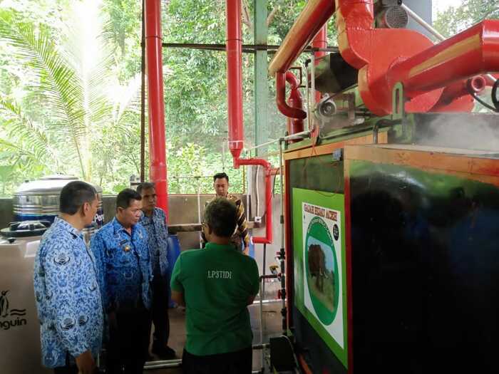 Pakai Teknologi Mesin Karbon, TPAS Cilowong Jadi Percontohan