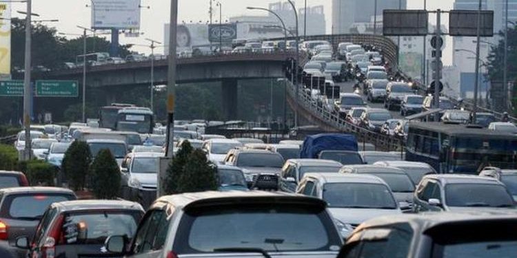 Pembatasan Usia Kendaraan di DKI Dimulai Tahun 2025