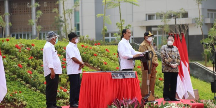 Presiden Jokowi Resmikan Gedung Untirta Banten