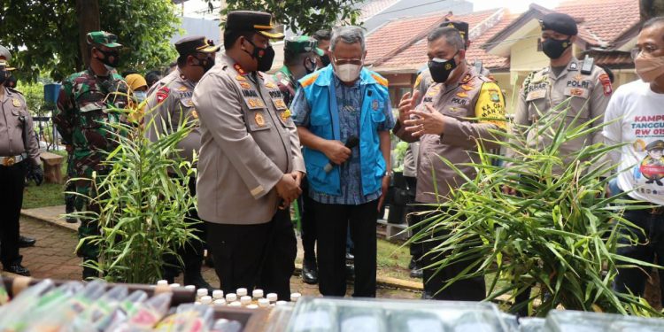 Ribuan Warga Pamulang Lakukan Swab Antigen Mandiri