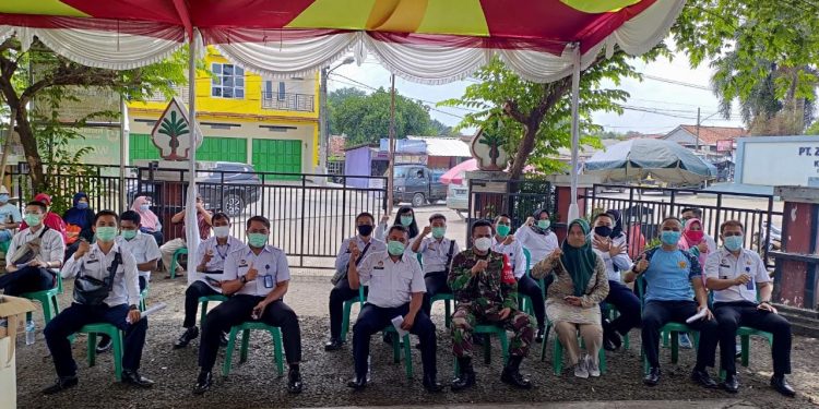 50 Pegawai Lapas Narkotika Gunung Sindur Divaksin Covid-19