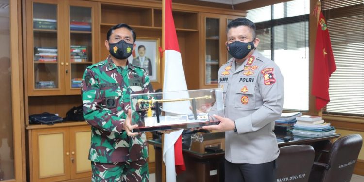 Sambangi Mabes TNI, Kadiv Propam Polri Temui Danpuspom
