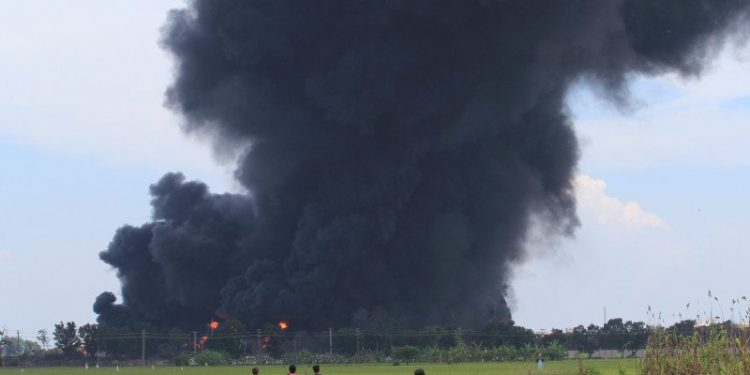 Hingga Selasa Pagi, Api di Kilang Balongan Masih Belum Padam