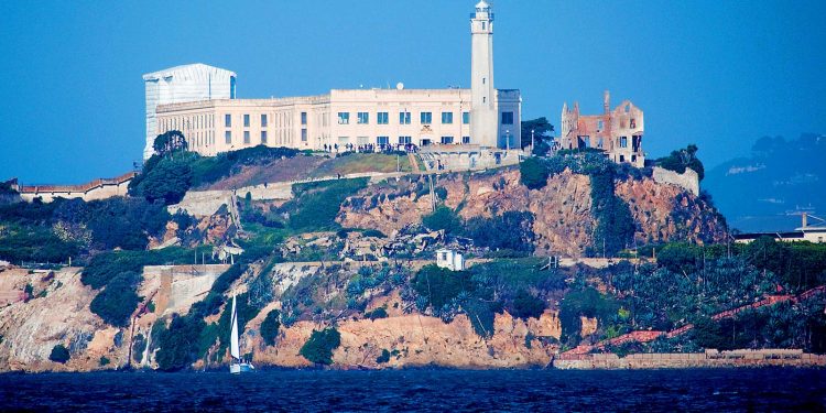 Wisata di Pulau ‘Penjara’ Alcatraz Kembali Dibuka. Siapa Berminat?