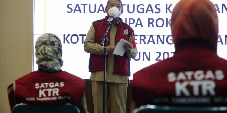 Lindungi Warga dari Asap Rokok, Walikota Tangsel Kukuhkan Satgas KTR
