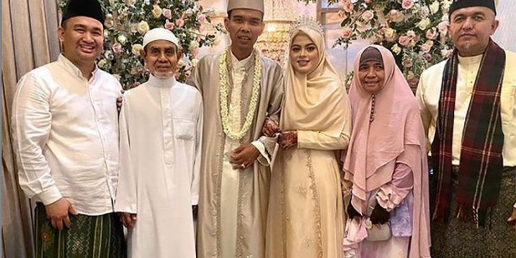 Alhamdulillah, Nikahi Gadis Asal Jombang, Kini UAS Tak Lagi Sendiri