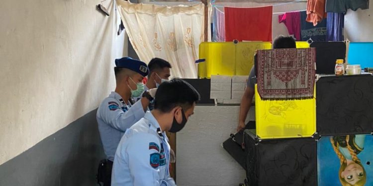 Antisipasi Gangguan Kamtib, Kamar WBP Lapas Narkotika Gunung Sindur Dirazia