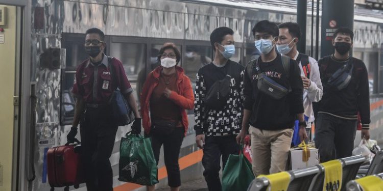 DKI Perpanjang PPKM Mikro hingga 31 Mei