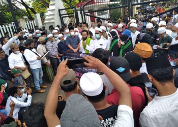 Masyarakat Banten Aksi Minta HRS Dibebaskan Tanpa Syarat