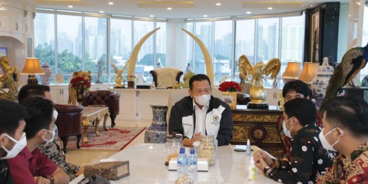 Ketua MPR RI Dorong PERMAHI Kaji Pentingnya Haluan Negara