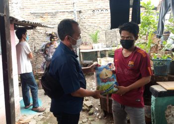 Masyarakat Terdampak Pandemi Covid-19 dapat Beras dari Polresta Bandara Soetta