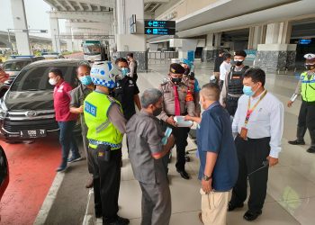 Datangi Terminal di Bandara Soetta, ini yang Dilakukan Puluhan Polisi