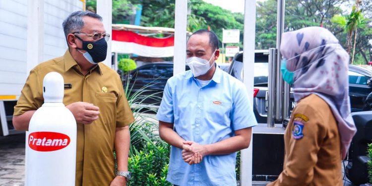 Tangsel Terima Bantuan Tabung Oksigen dari PT. Pratama