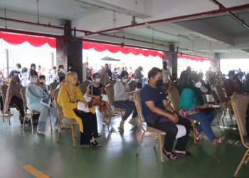 Ratusan Orang Beramai-ramai Datangi Polresta Bandara Soetta