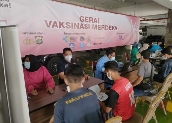 Ratusan Warga dari Beragam Usia Serbu Polresta Bandara Soekarno-Hatta