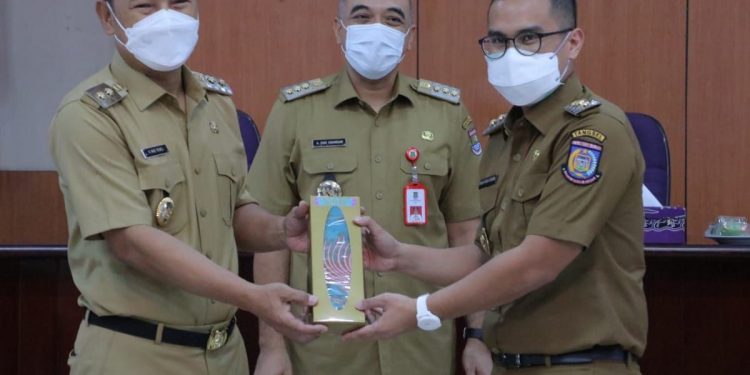 Pemkot Tangsel dan Pemkab Tangerang Tanda Tangani Nota Kesepahaman