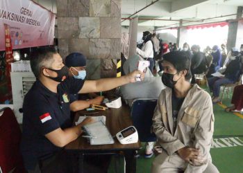 Gerai Vaksinasi Merdeka Polresta Bandara Soetta Vaksin 200 Orang