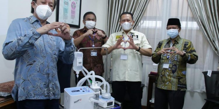 Tinjau Pabrik Ventilator, Ketua MPR RI : Saatnya Prioritaskan Produk Dalam Negeri