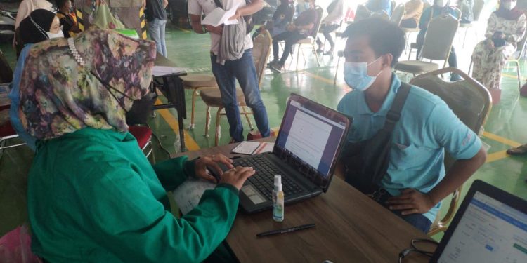 Warga yang Vaksin Covid-19 di Polresta Bandara Soetta terus Meningkat
