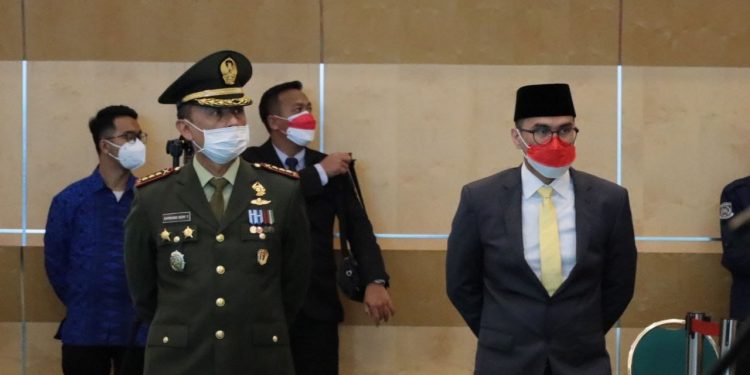 Wali Kota Tangsel Kukuhkan 50 Anggota Paskibraka 2021