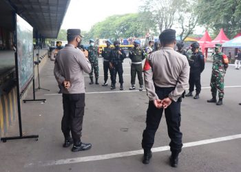 Kedatangan Vaksin Sinovac di Bandara Soetta, Dijaga Ketat TNI-Polri