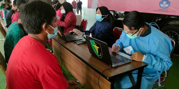 Sebanyak 13.155 Orang Diklaim Telah Vaksin di Polresta Bandara Soetta
