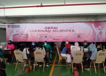 Vaksinasi Merdeka, Kapolresta Bandara Soetta : Hari ini 320 Orang Divaksin