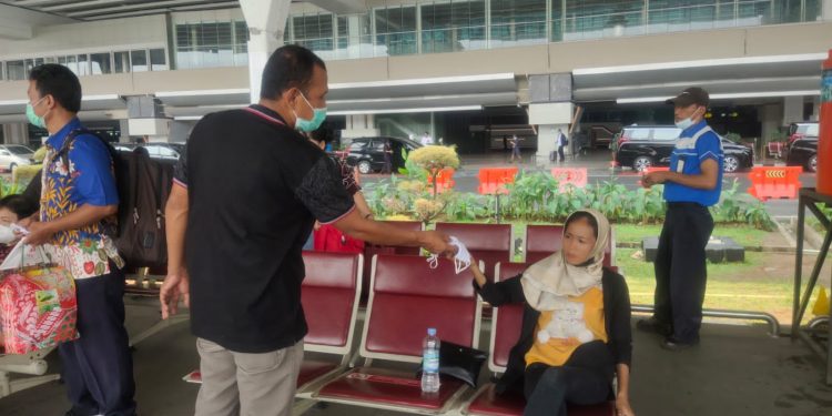 Awasi Prokes, Polresta Bandara Soetta Tebar Puluhan Personel