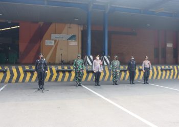 Ribuan Dosis Vaksin Astrazeneca Tiba di Bandara Soetta