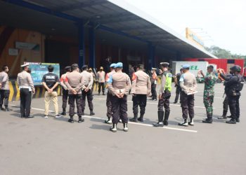 Vaksin Pfizer Kembali Tiba di Bandara Soekarno-Hatta, TNI-POLRI Siaga