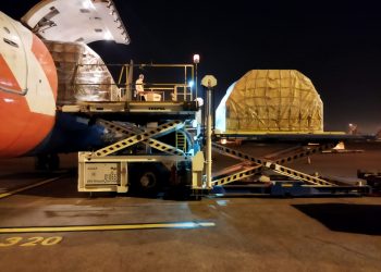 Ratusan Ribu Dosis Vaksin Pfizer Tiba di Bandara Soetta