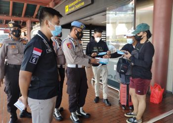 Awasi Prokes di Terminal, Polisi Bandara Soetta Gencarkan Operasi