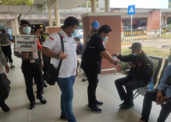 Antisipasi Kendornya Prokes, Polisi Operasi di Bandara Soetta