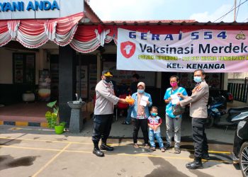 1500 Orang Vaksin di Gerai Vaksinasi Merdeka Polsek Cipondoh