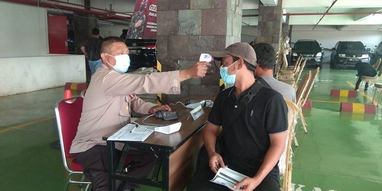 108 Orang Vaksin di Mapolresta Bandara Soetta