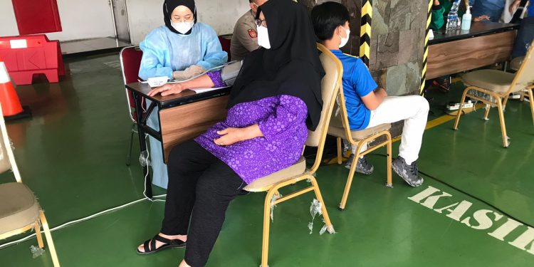 Hari ini Polresta Bandara Soetta Vaksin 103 Orang