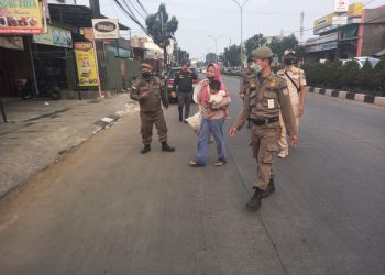 Sat Pol PP Tangerang Selatan Amankan 16 PMKS