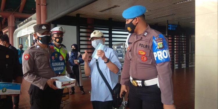 Puluhan Polisi Gelar Operasi di Terminal Bandara Soetta