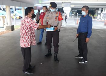 Cegah Covid-19, Pengendapan Taxi di Bandara Soetta Disisir Polisi