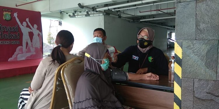 30 Orang Vaksin di Gerai Vaksinasi Presisi Polresta Bandara Soetta