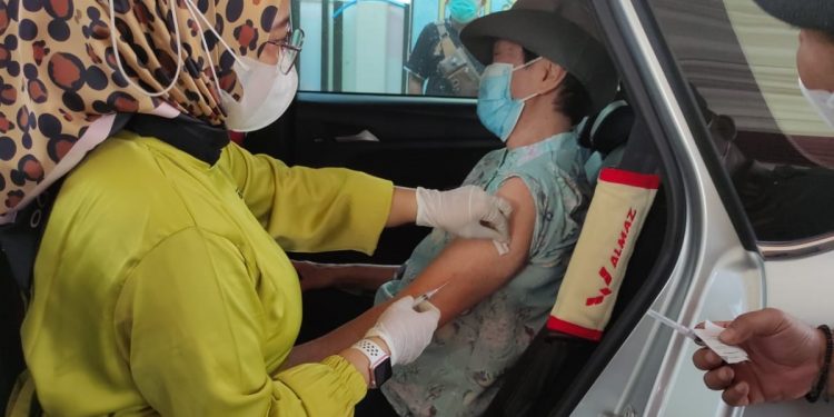 Dear Kaum Lansia, Polsek Cipondoh Siapkan Pelayanan Prima untuk Vaksinasi