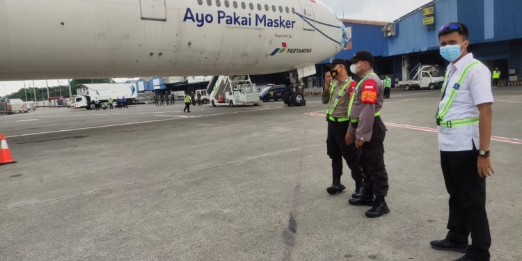 Empat Juta Dosis Vaksin Sinovac kembali Tiba di Bandara Soetta