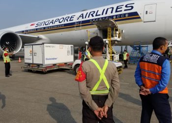 Ribuan Dosis Vaksin Astrazeneca Tiba di Bandara Soekarno-Hatta