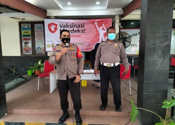 Polsek Cipondoh terus Genjot Program Vaksinasi Merdeka Aglomerasi