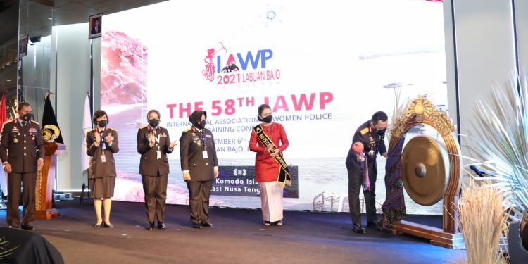 Kapolri : Polwan di Indonesia Sudah Jadi Jenderal dan Duduki Posisi Risiko Tinggi