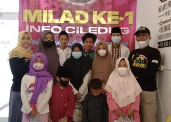 Milad Pertama, Komunitas Info Ciledug Santuni Yatim Piatu