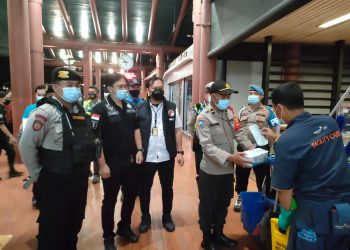 Awasi Prokes di Bandara Soetta, Polisi Gelar Operasi Malam Hari